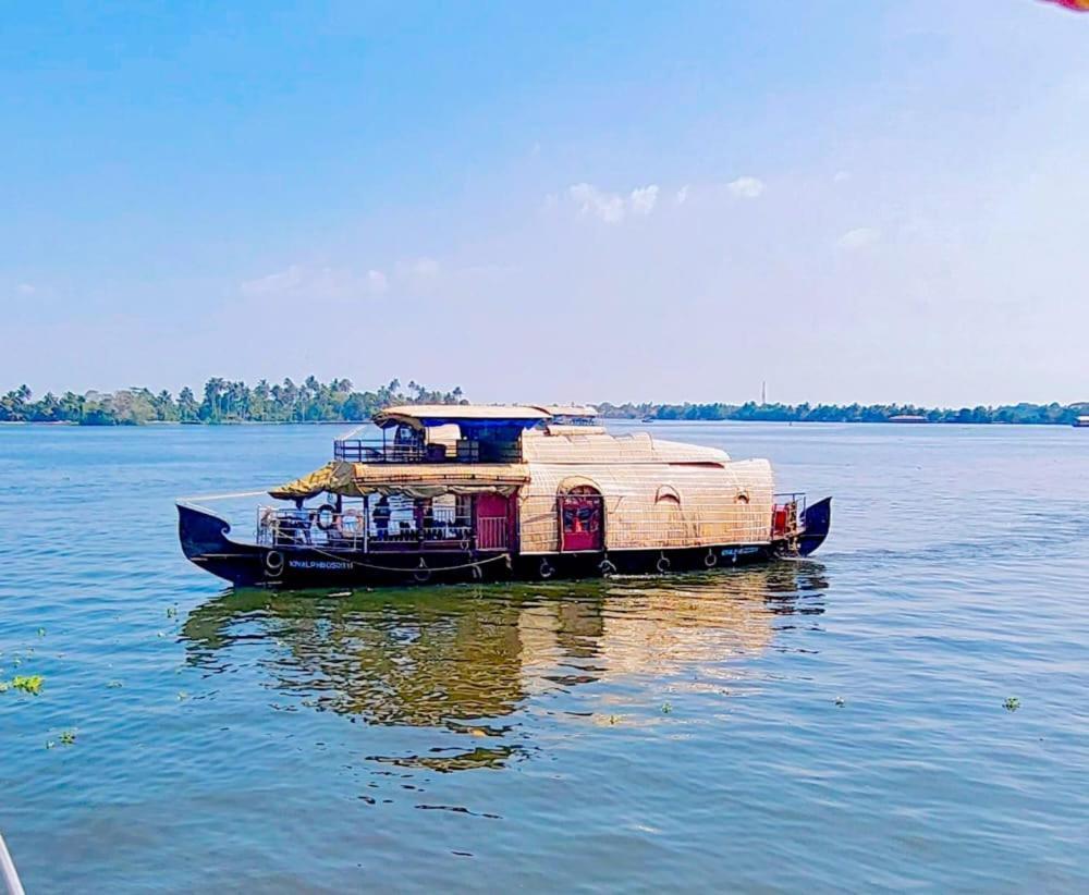 Beach Paradise Day Cruise Houseboat Alappuzha Exterior foto